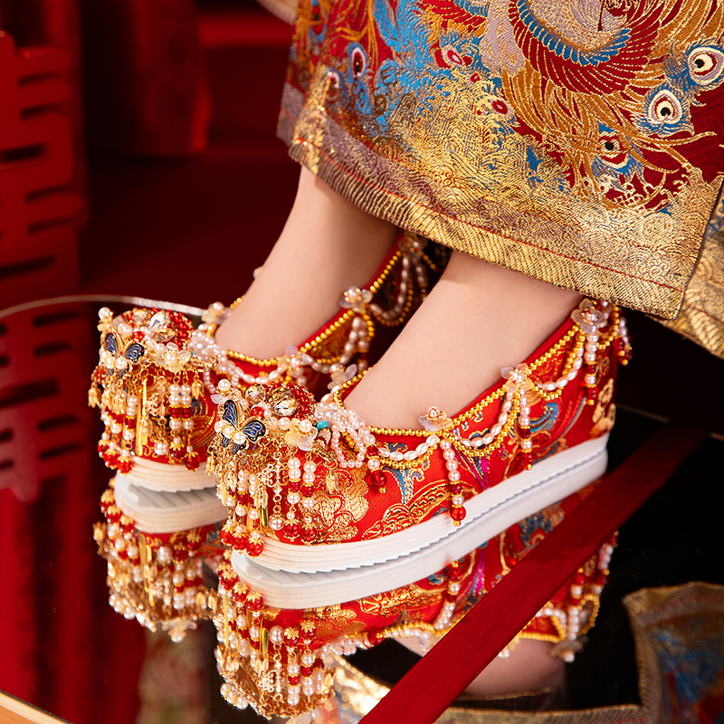 Original Handmade Hanfu Wedding Shoes, M Ing Dynasty Style Heavywork Hidden Heel Xiuhe Shoes, Chinese Wedding Bride Embroidered Shoes For Women foto 4