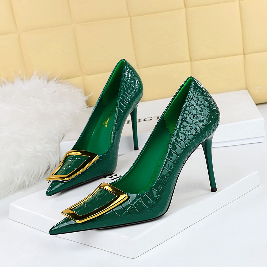Slimming High-Heel Shallow-Toe Pointed-Toe Womens Shoes With Metal Buckle foto 5