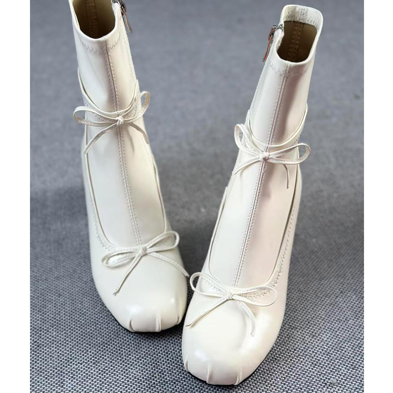 Ballet Style White High-heeled Round Head Thin Booties foto 4