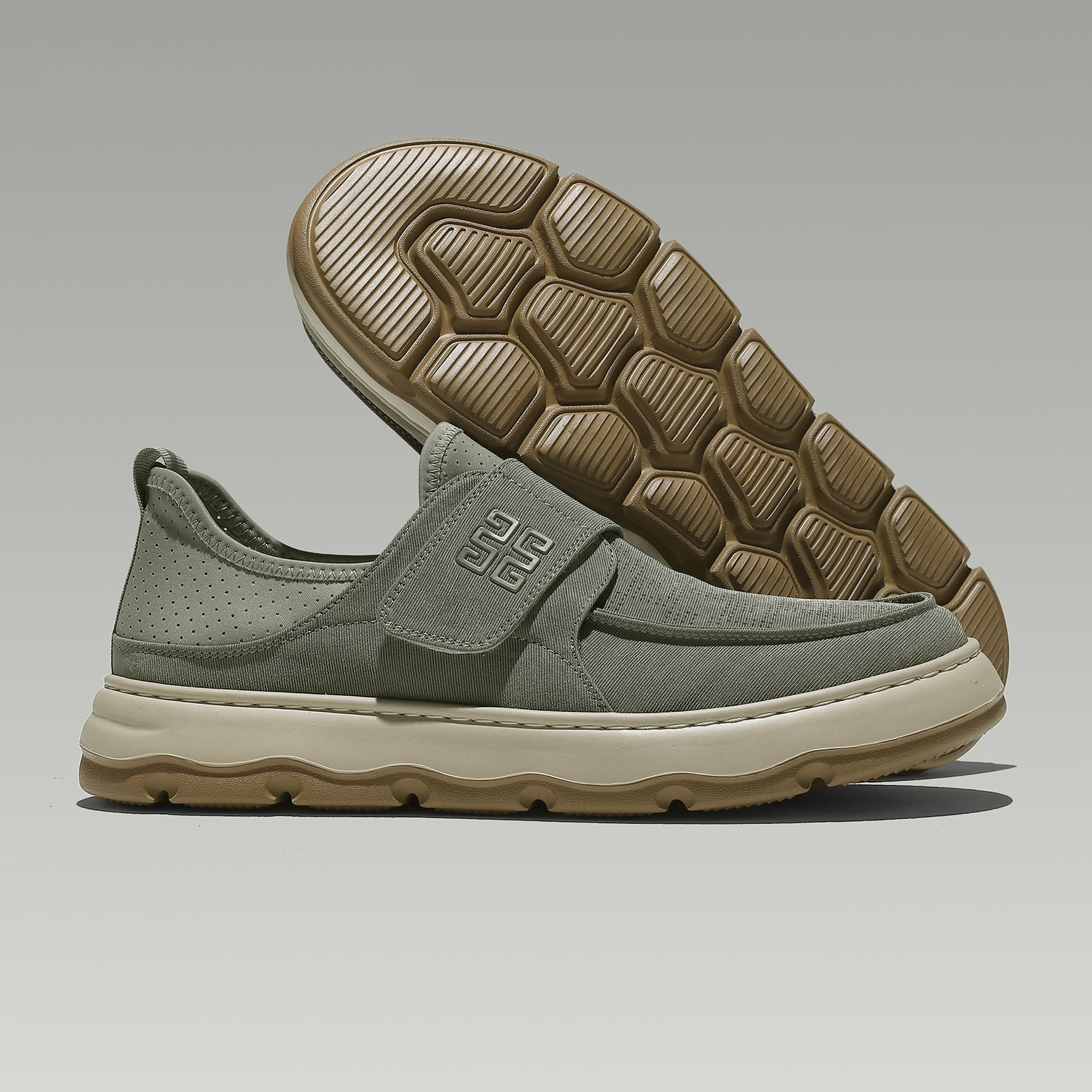 Perforated Breathable Velcro Casual All-matching Men's Shoes foto 3