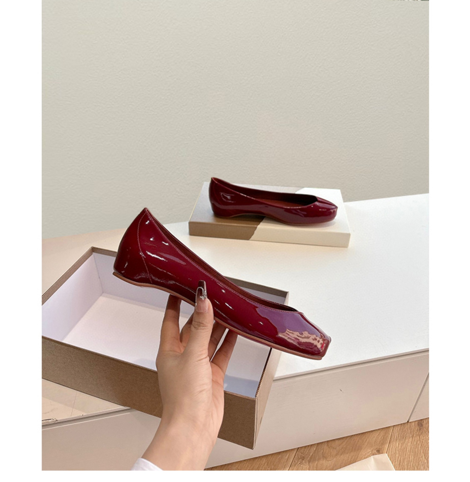 Women's Slip-on Flat Bottom Split Toe Pumps foto 2