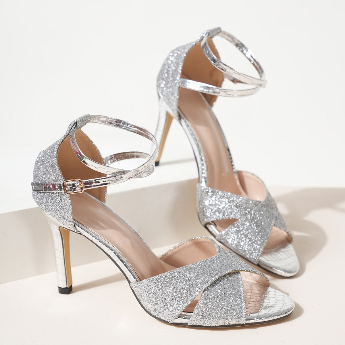 European And American-style Womens High-heeled Sandals For Latin Dance foto 4