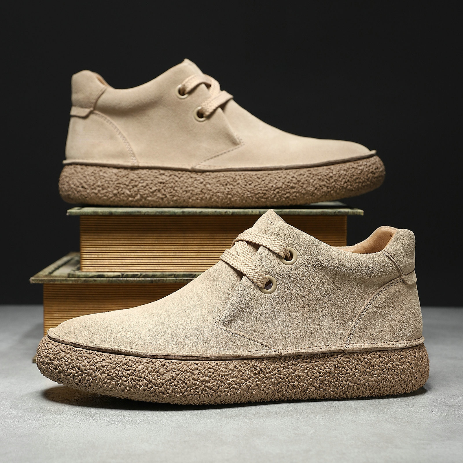 Matte Suede Mid-Top SneakersMartin Boots Mens Casual Leather Shoes Thick-Soled Trendy Shoes foto 2