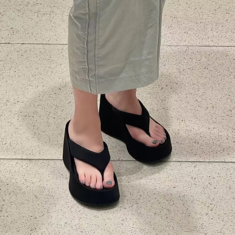 Small Raise The Bottom Flip Flops Women's Summer Outer Wear Flip-flops foto 4