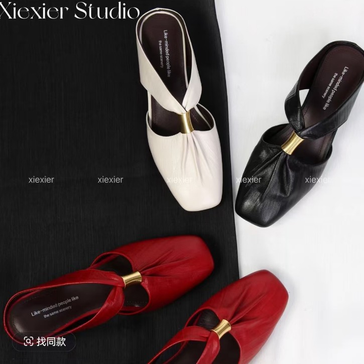 Womens French-toe Slippers With Pleated Sheepskin Lining foto 3