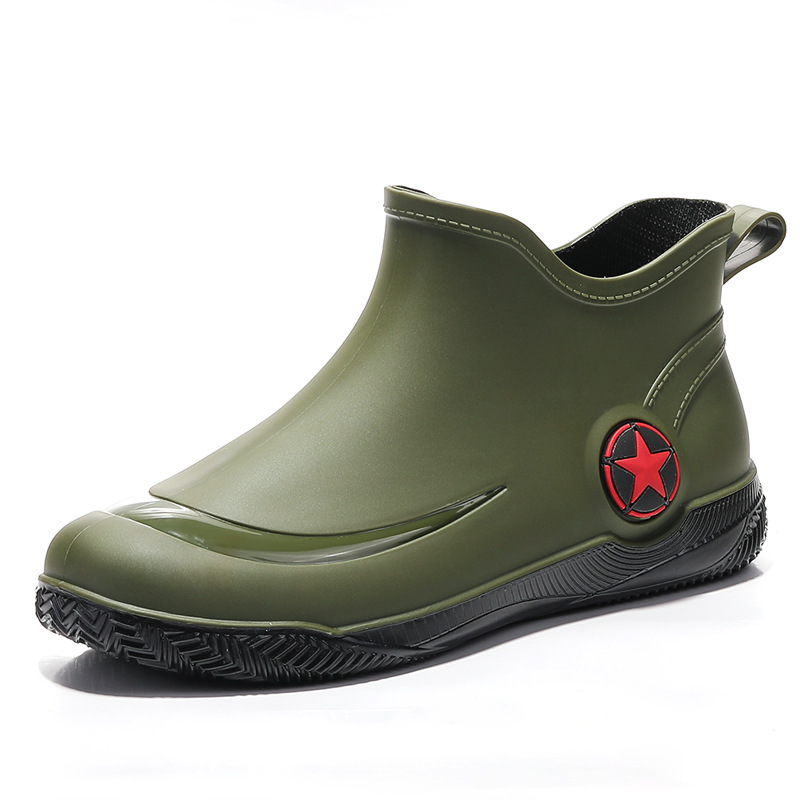 Stylish short-top men's rain boots, low-cut, non-slip and waterproof. foto 4