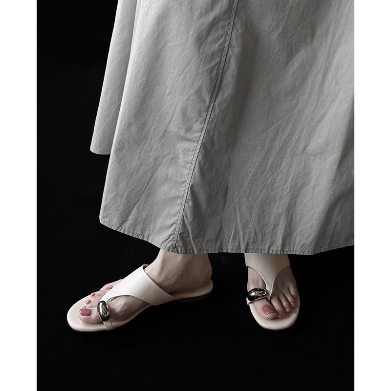 Sheepskin Sandals With Metal Buckle Womens foto 2