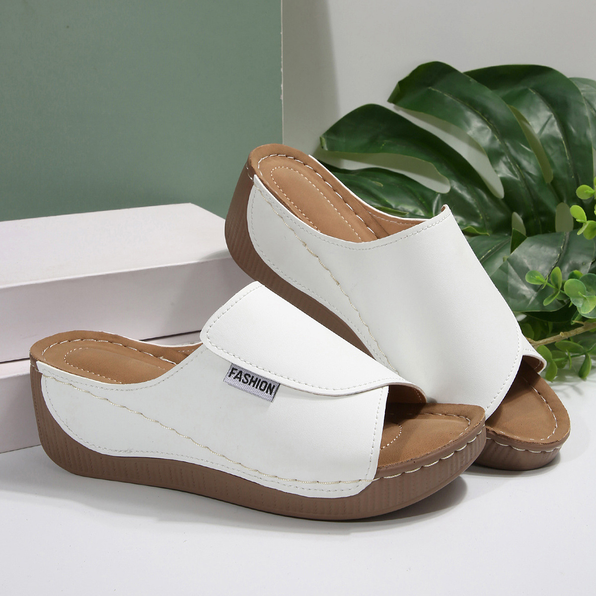 Simple Stylish Peep Toe Wedge Slippers foto 4