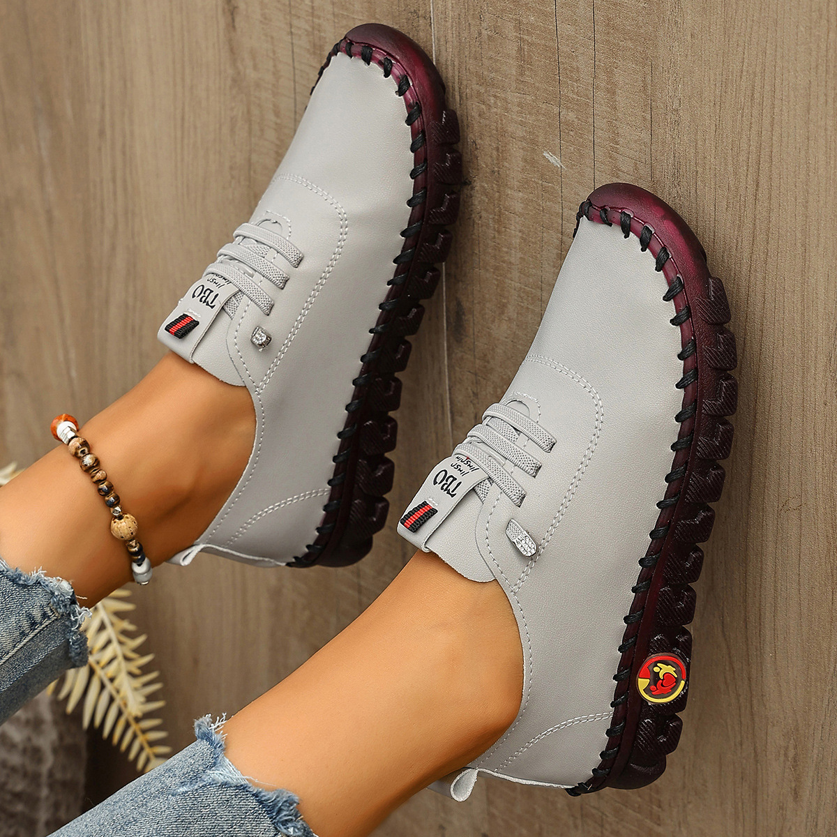 Stitched Crepe-soled Soft-leather Flats foto 2