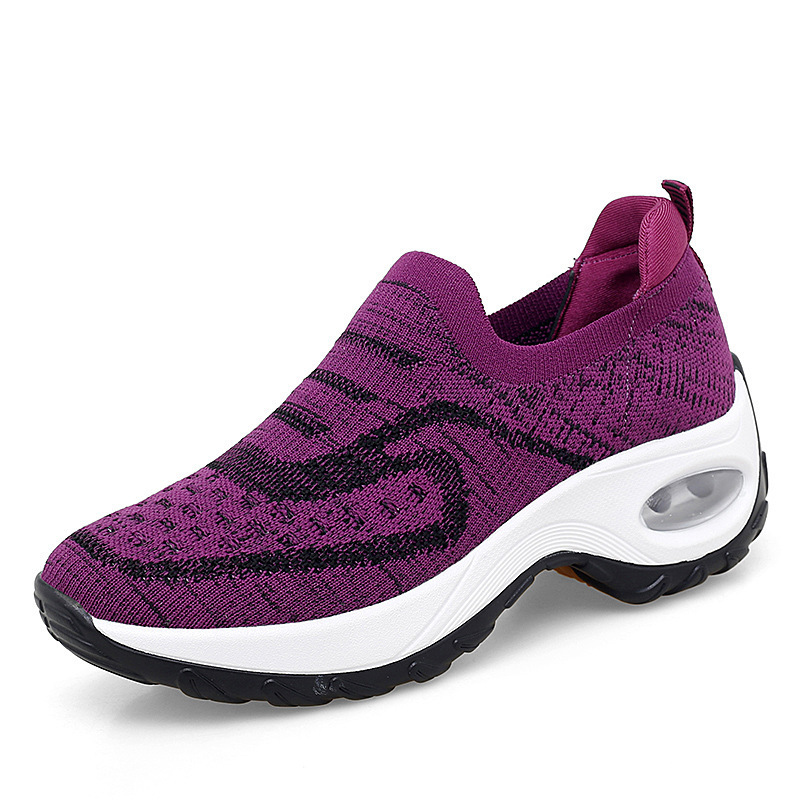 Old Beijing Cloth Red Sports Soft Bottom Air Cushion Shoes foto 2