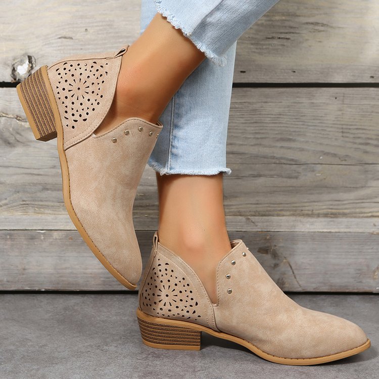 Retro Pointed-toe Studded Low-heeled Ankle Boots foto 5