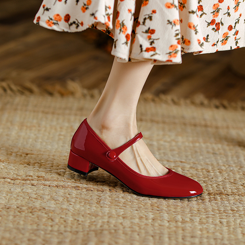 Women's Chunky Heel Retro Leather Round Head Pumps foto 4