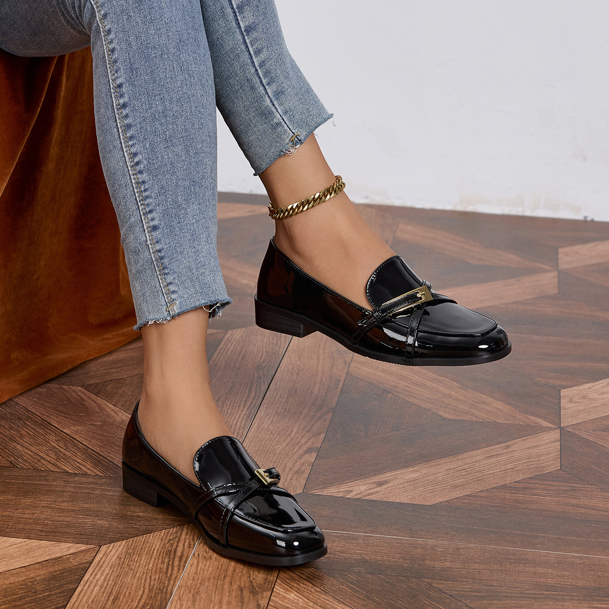 Casual All-Match Patent Leather Square Toe Leather Shoes foto 5