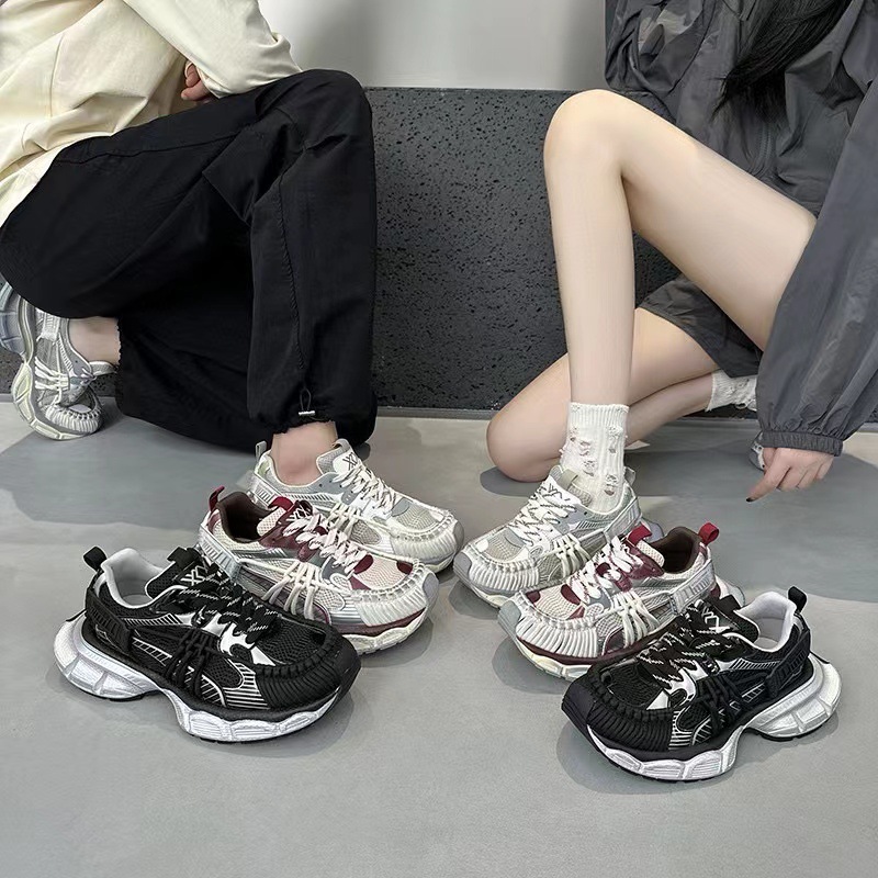Womens Strappy Retro Chunky Elevating Fashion Sneakers foto 2