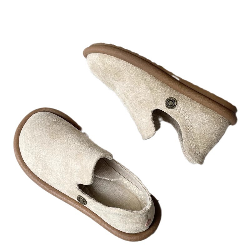 British-style Suede Pumps With A Vintage Vibe foto 4