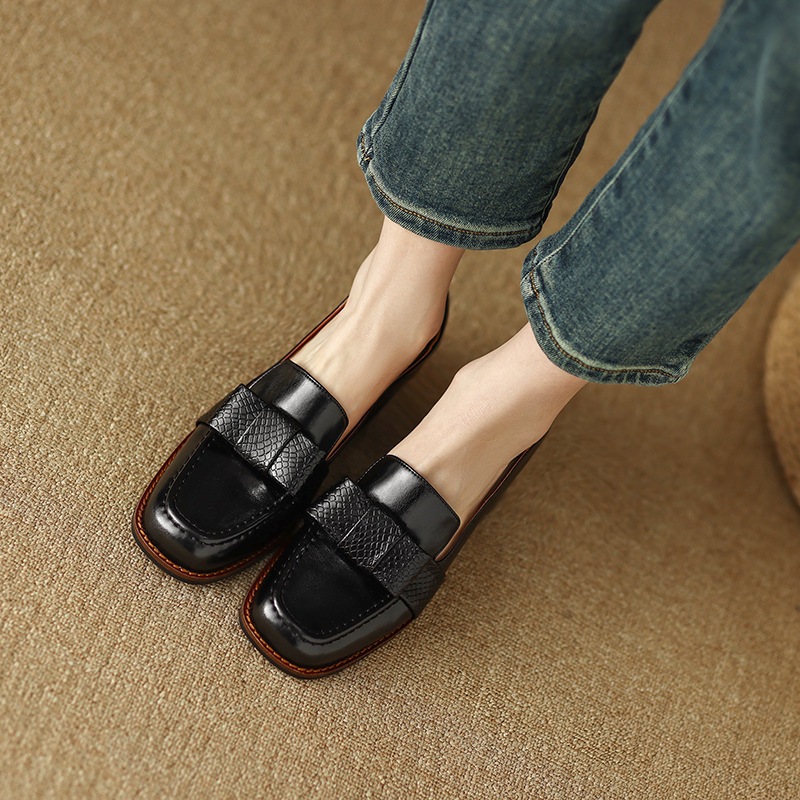 Elegant And Sophisticated Soft Cowhide Commuter Shoes With A Chunky Mid Heel foto 5