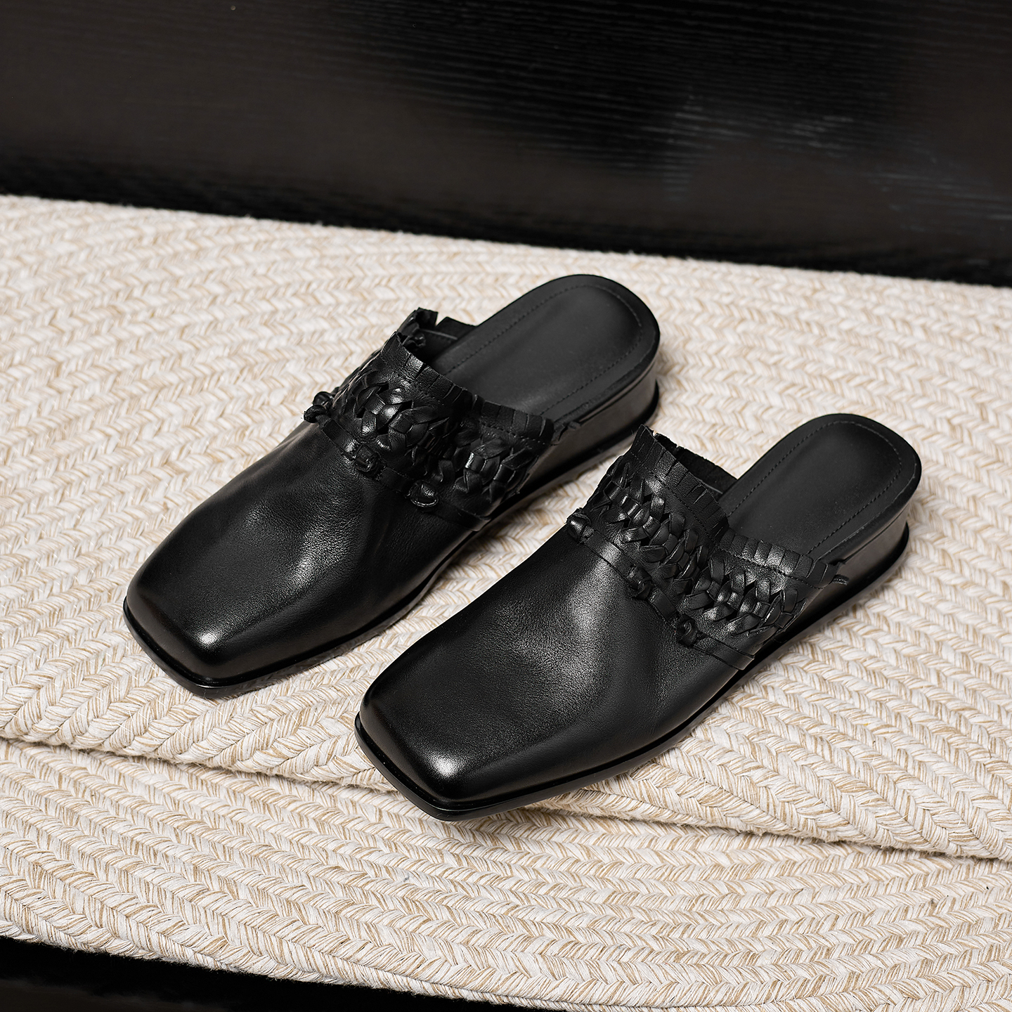Women's Washed Full-Grain Leather Wedge Mules, Handwoven Cowhide Square Toe Slides foto 4