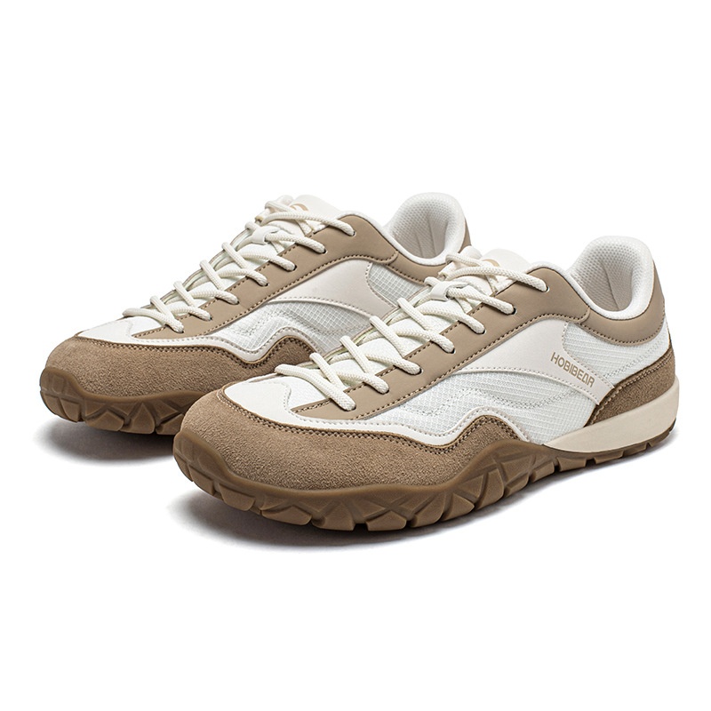 Wide-toe Shoes For Spring And Autumn Outdoor Sneakers With A Durable Soft Sole