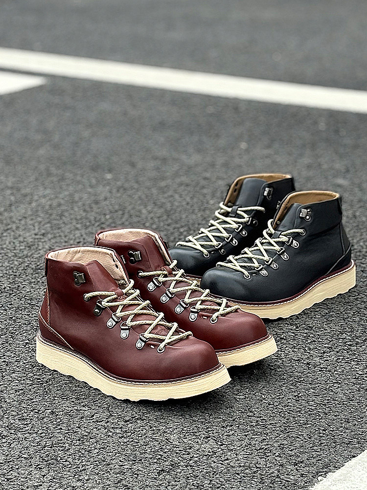 Men's Mid- To High-Top Genuine Leather Dr Martens Boots foto 5
