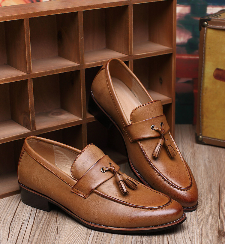 British Retro Slip-on Tassel Loafers Men's Casual foto 3