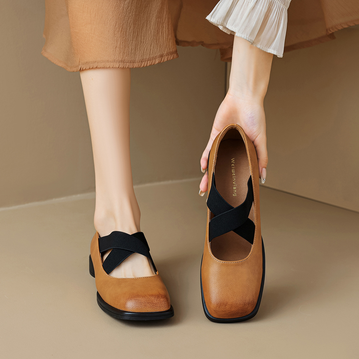 Women's Chunky Heel French Ballet Shoes foto 4