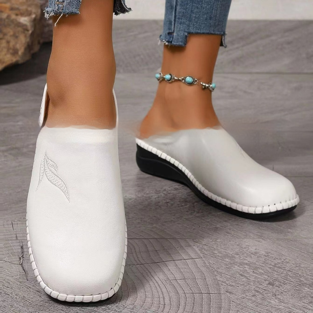 New Round Toe Flat Bottom Foreign Trade Plus Size Slip-on Lofter Half Slippers foto 4