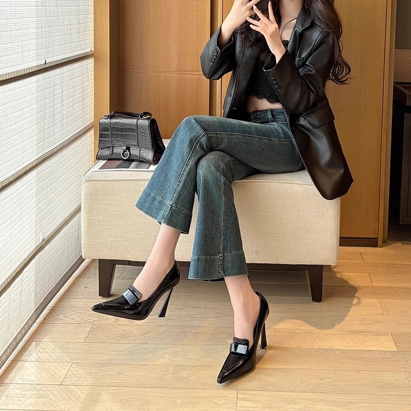Retro Pointed Elegant Women's Commuting Stiletto Patent Leather High Heels foto 3