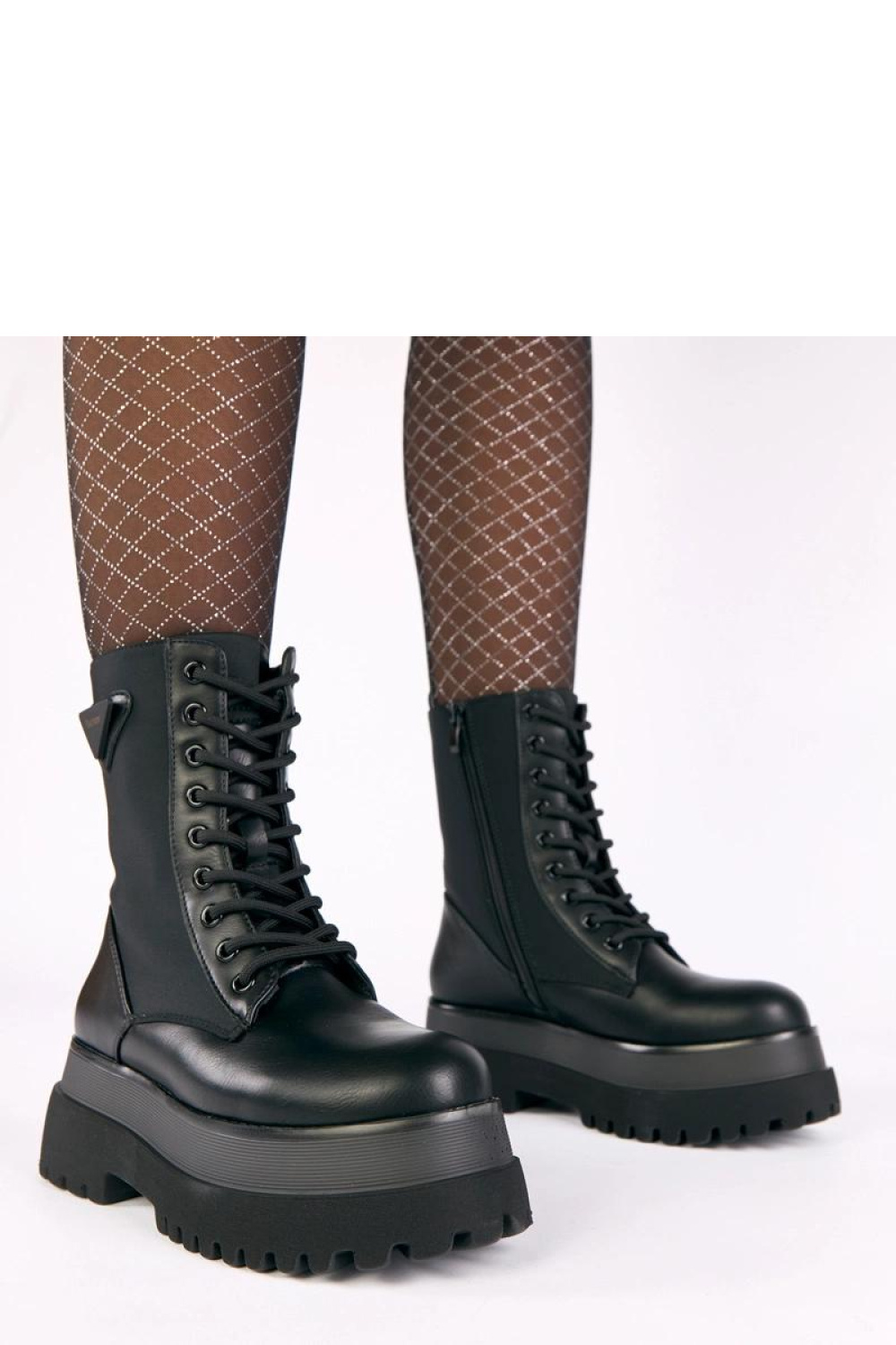 Platform boots Solea