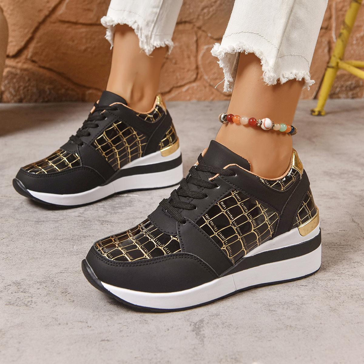 Women's Casual Plus Size Lace Color Block Wedge Sneaker foto 4