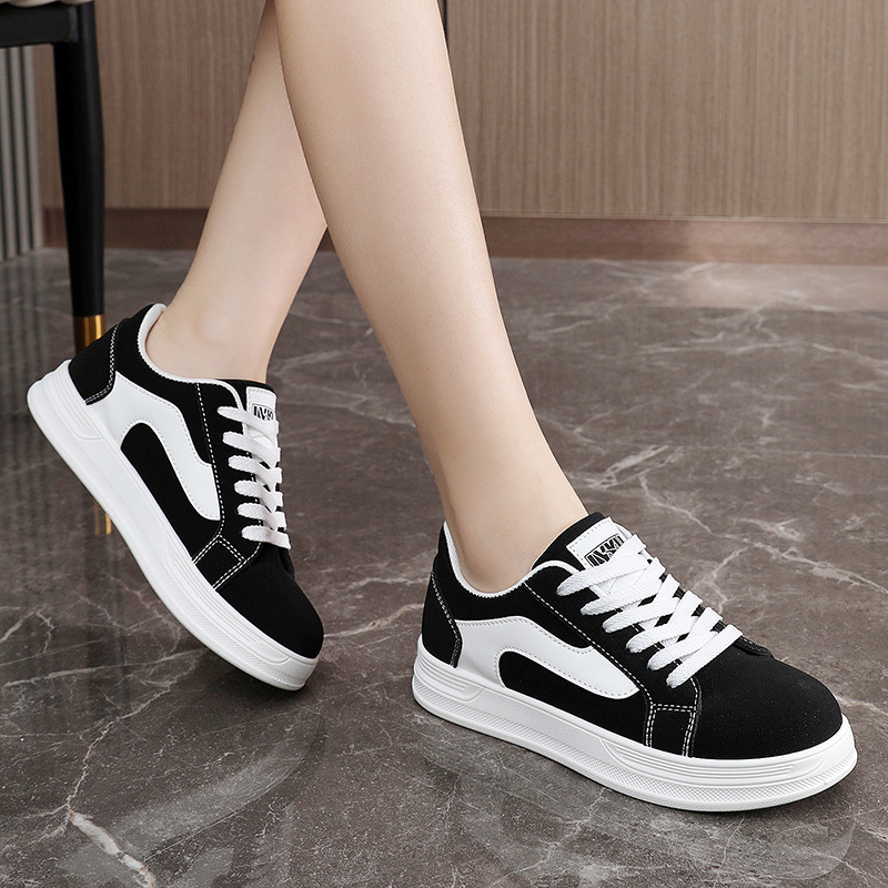 Women's Thick-soled Soft-bottomed Lightweight Shoes