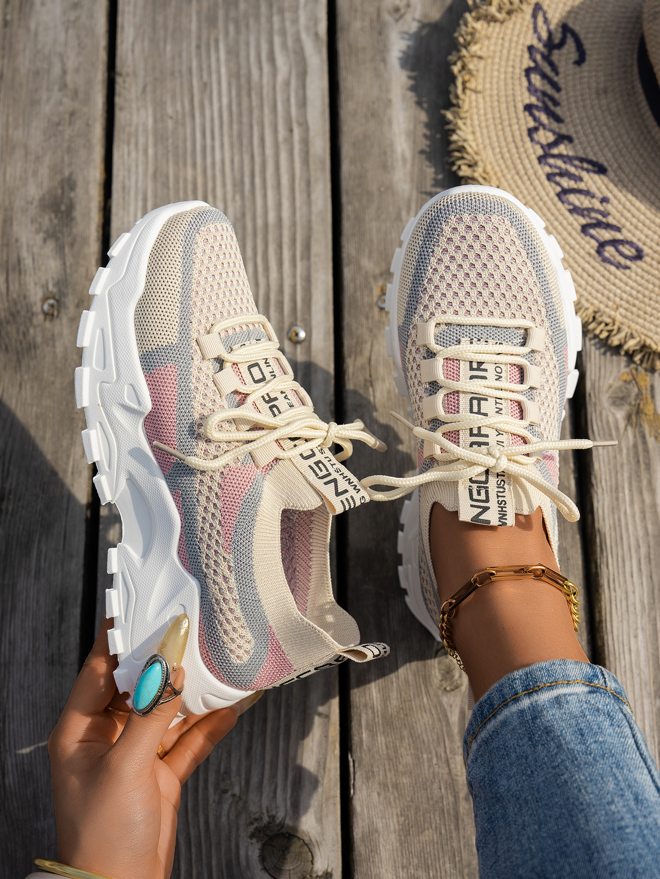 Flyknit Mesh Shoes Women's Breathable Lace-up Sneakers Walking Running Casual Shoes foto 2