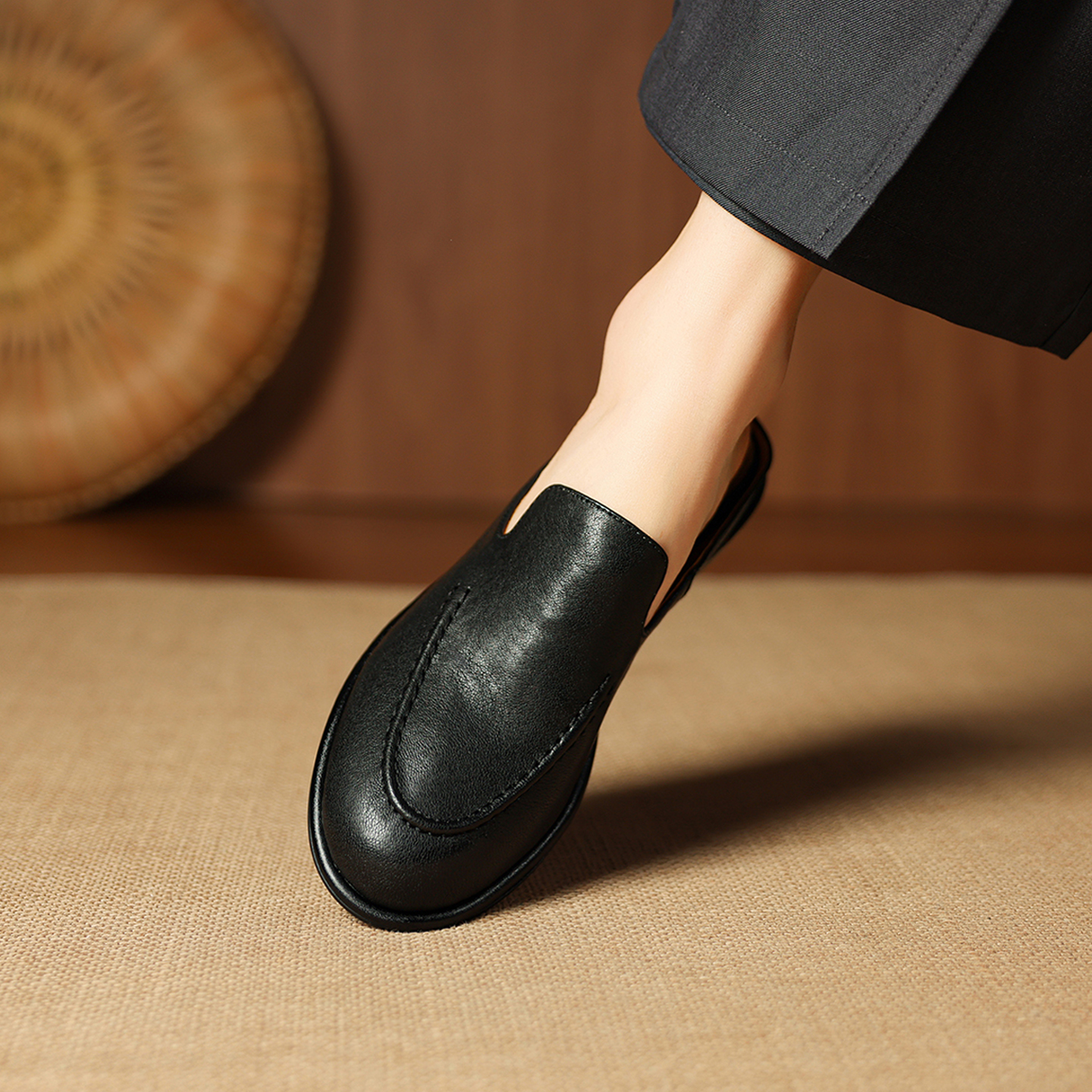 Women's Handmade Full-Grain Sheepskin Loafer Mules, Premium Leather Slip-On Backless Flats foto 4