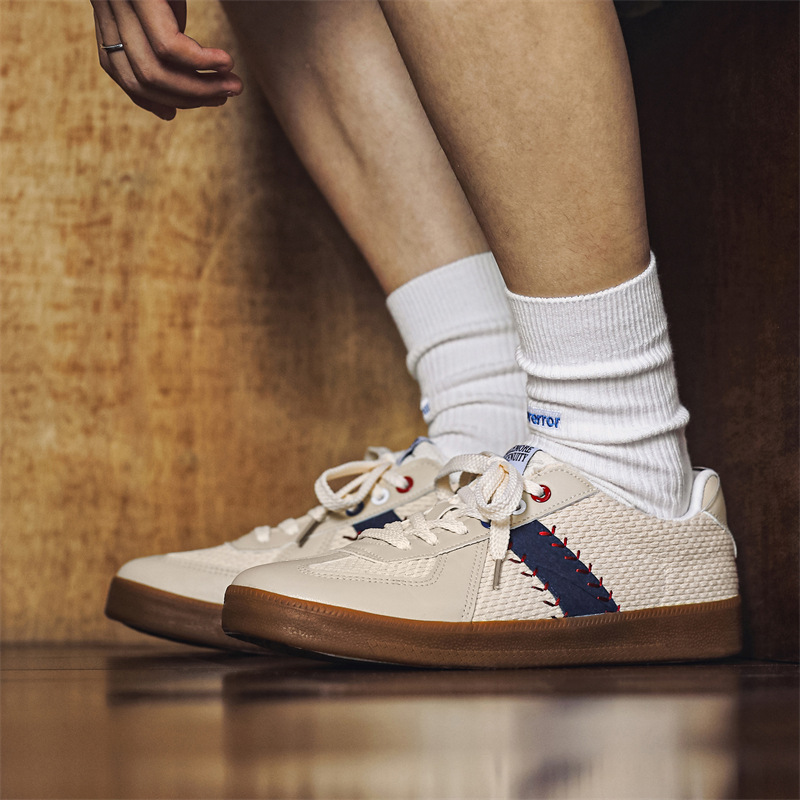 Student Couple Breathable Mesh Panel Niche Sports Casual Men's Shoes foto 3