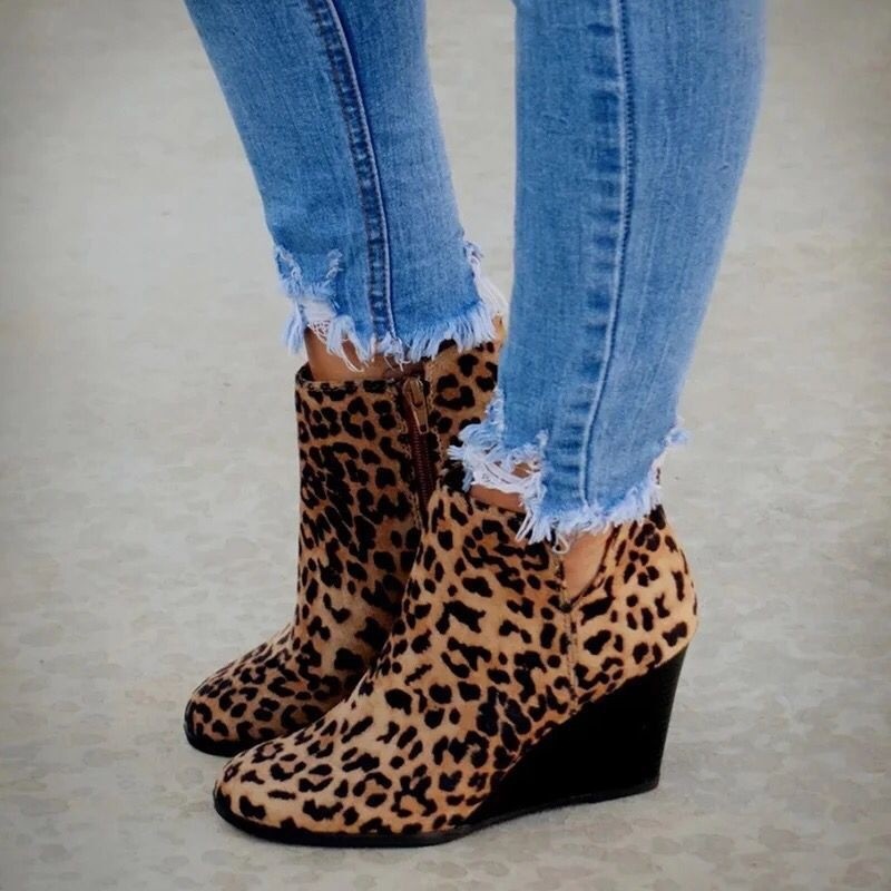 Wedge-heeled Suede Short Boots Autumnwinter Martin Style foto 3