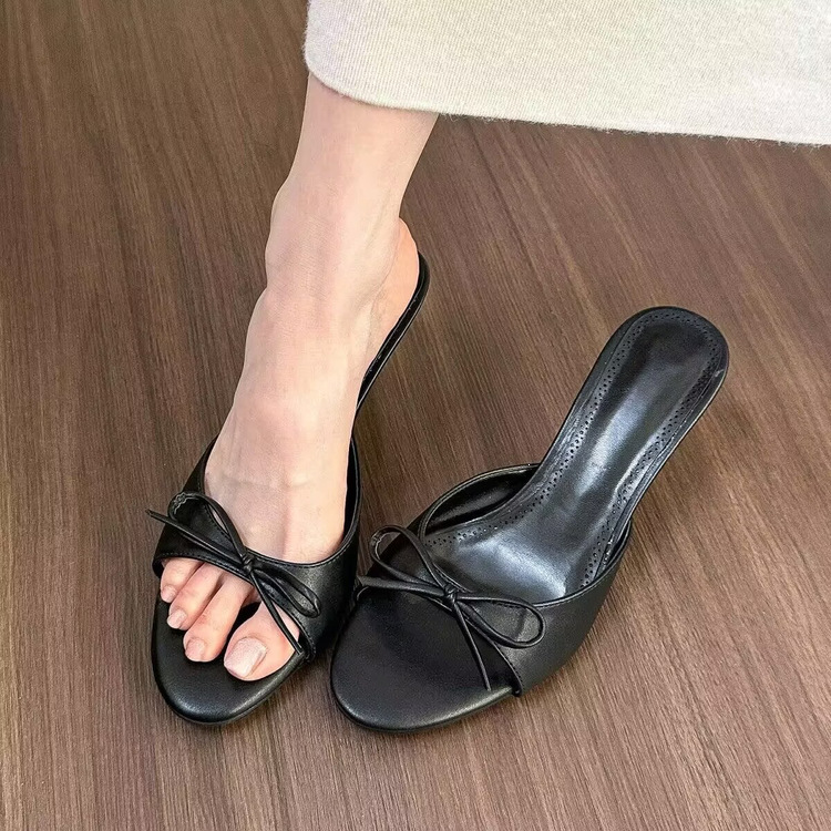 Retro French Style Bow Strapped Sandals - Women's Flat Heel Casual Summer Shoes with Adjustable Strap foto 2