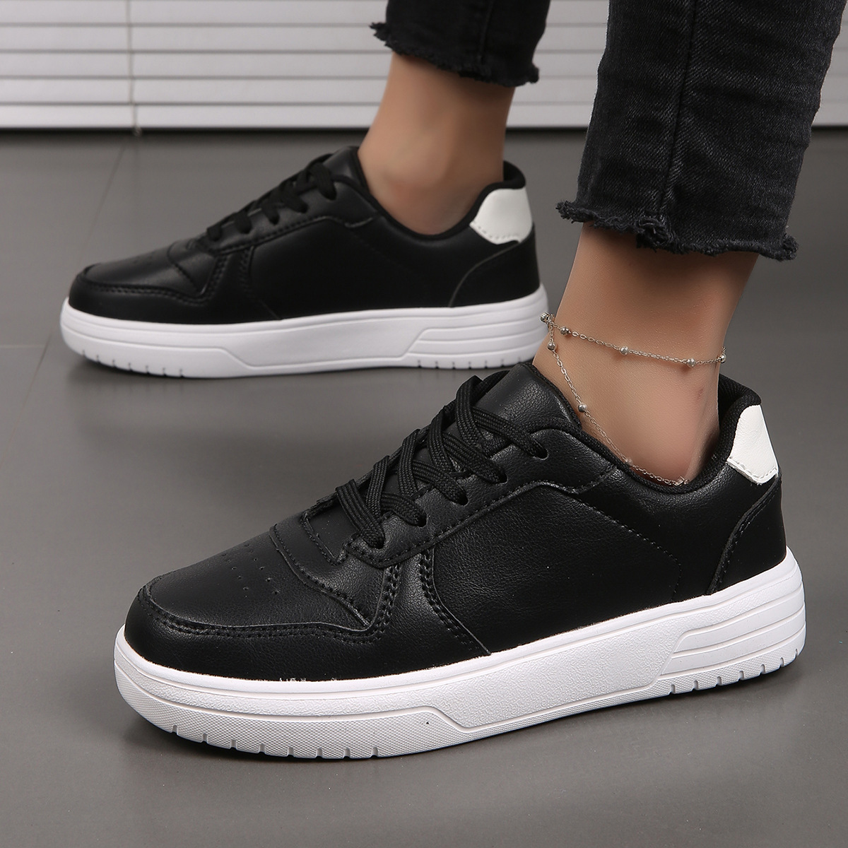 Men's Leather Breathable Sports Casual Shoes foto 2