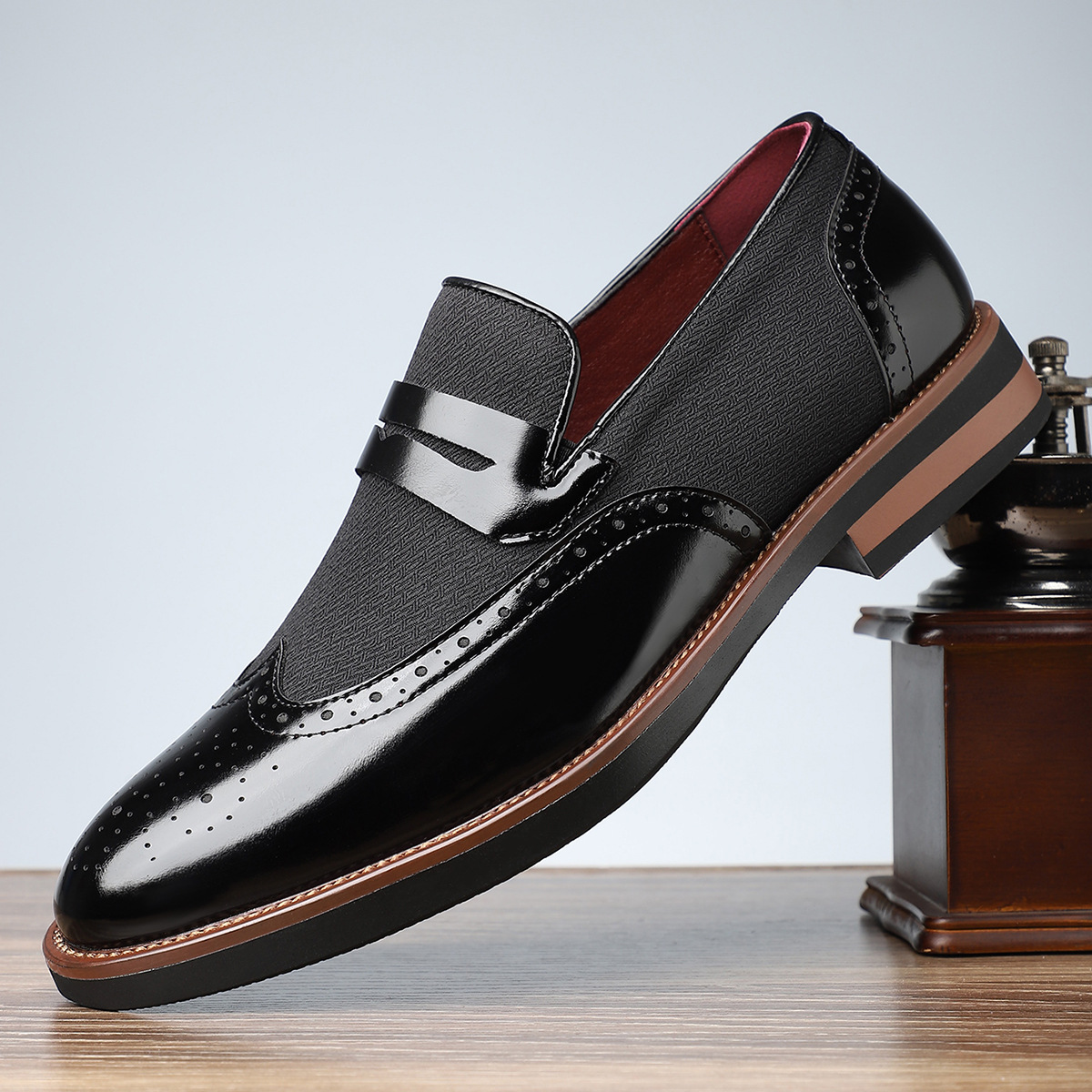 Fashion Personality Male Business Casual Leather Shoes foto 2