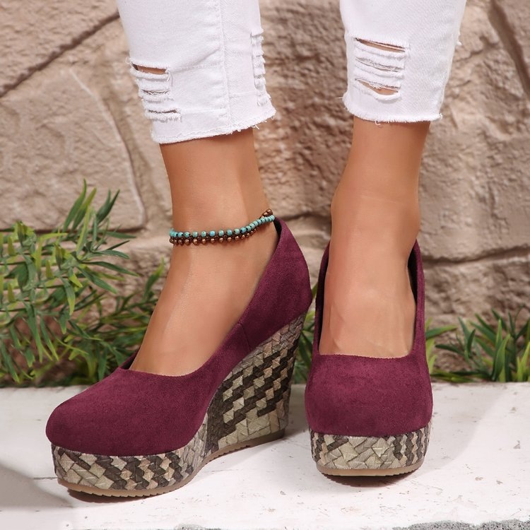 Women's Plus Size Wedge Heel Pumps - Casual Dressy Slip-On Formal Work Shoes foto 4