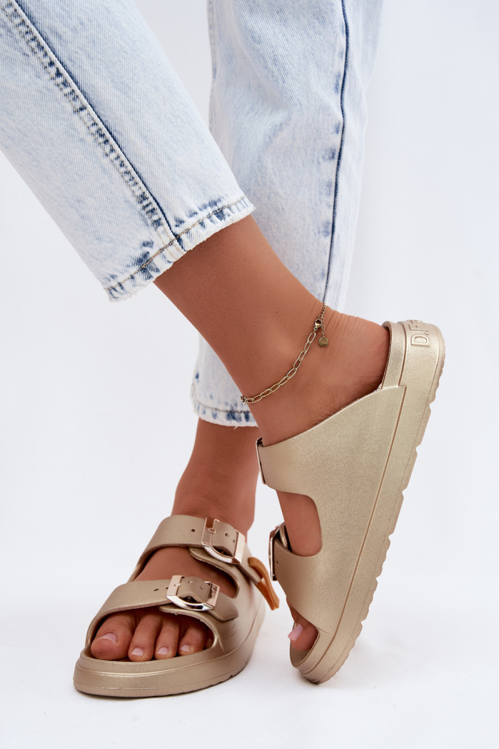 Hakken op een plateau Step in style foto 3