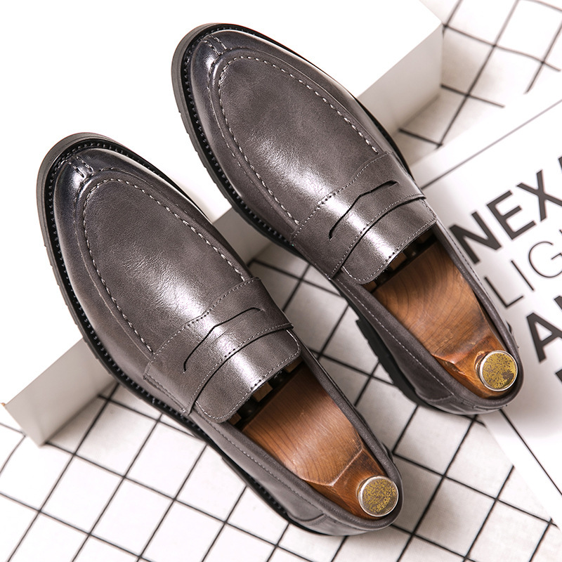 Men's Casual Retro British Slip-on Round Toe Casual Shoes foto 5