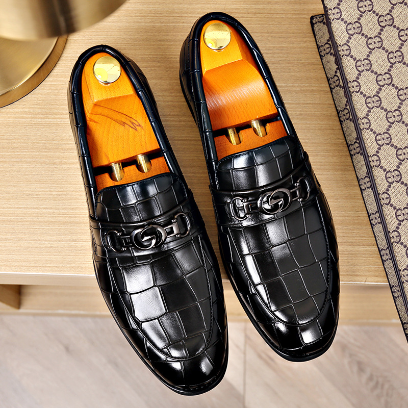 Embossed Pedal Horsebit Buckle Business Casual Youth Shoes foto 4