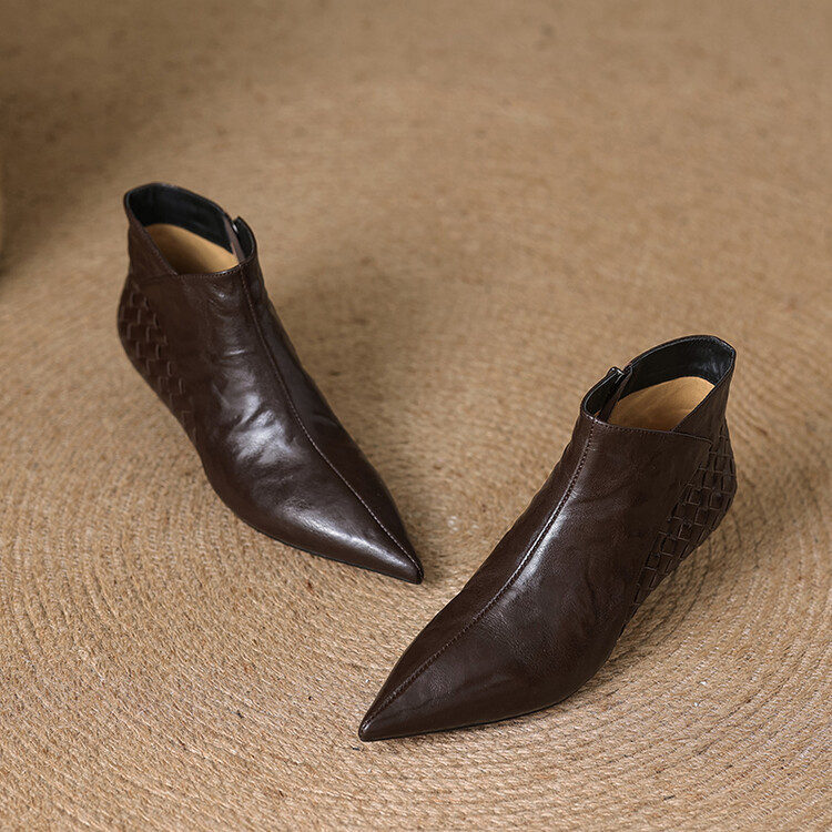 Woven Full-grain Sheepskin Ankle Boots With A Small Heel foto 3