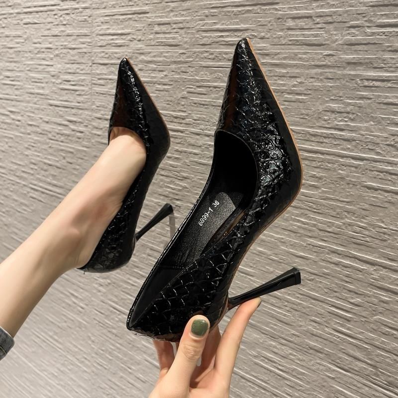 Womens Snake-Print Stiletto Heels With A Sophisticated Style foto 2