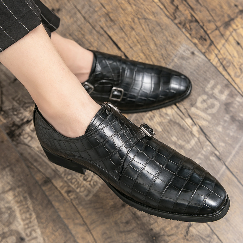 British-style Mens Leather Shoes With A Square Toe And Embossed Pattern foto 3