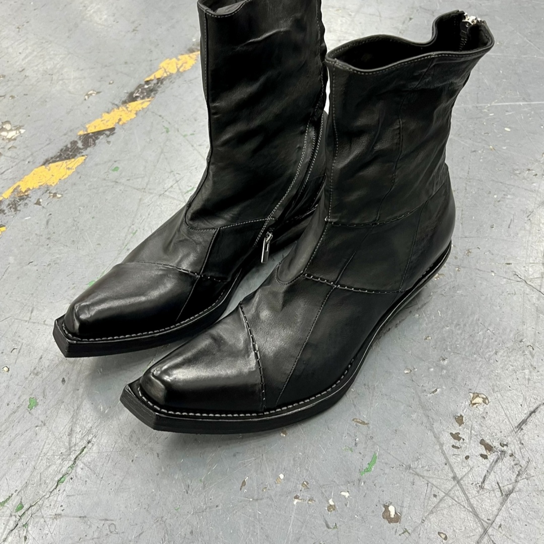Men's Retro Dark Stitched Patchwork Square Toe Boots foto 2