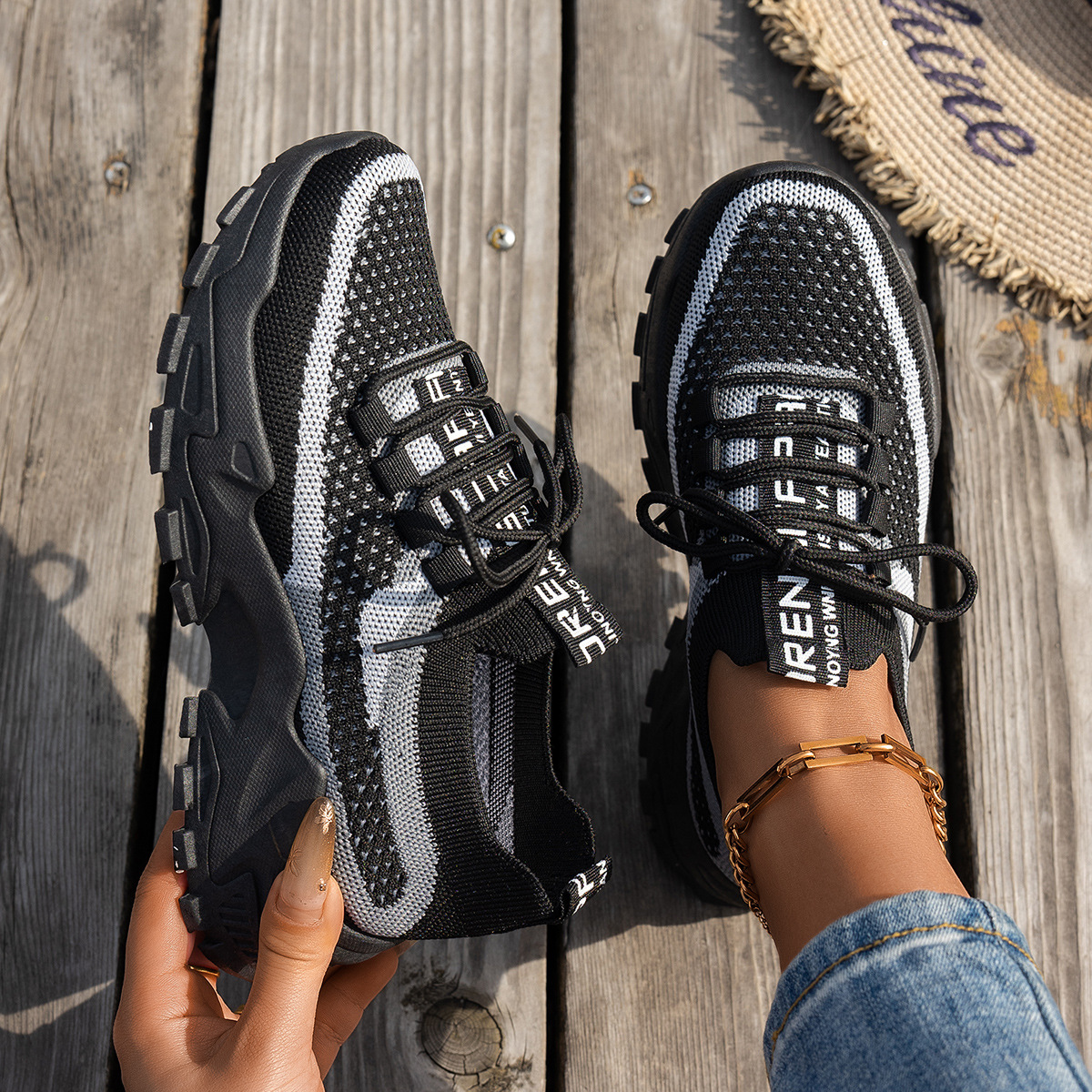 Flyknit Mesh Shoes Women's Breathable Lace-up Sneakers Walking Running Casual Shoes foto 5