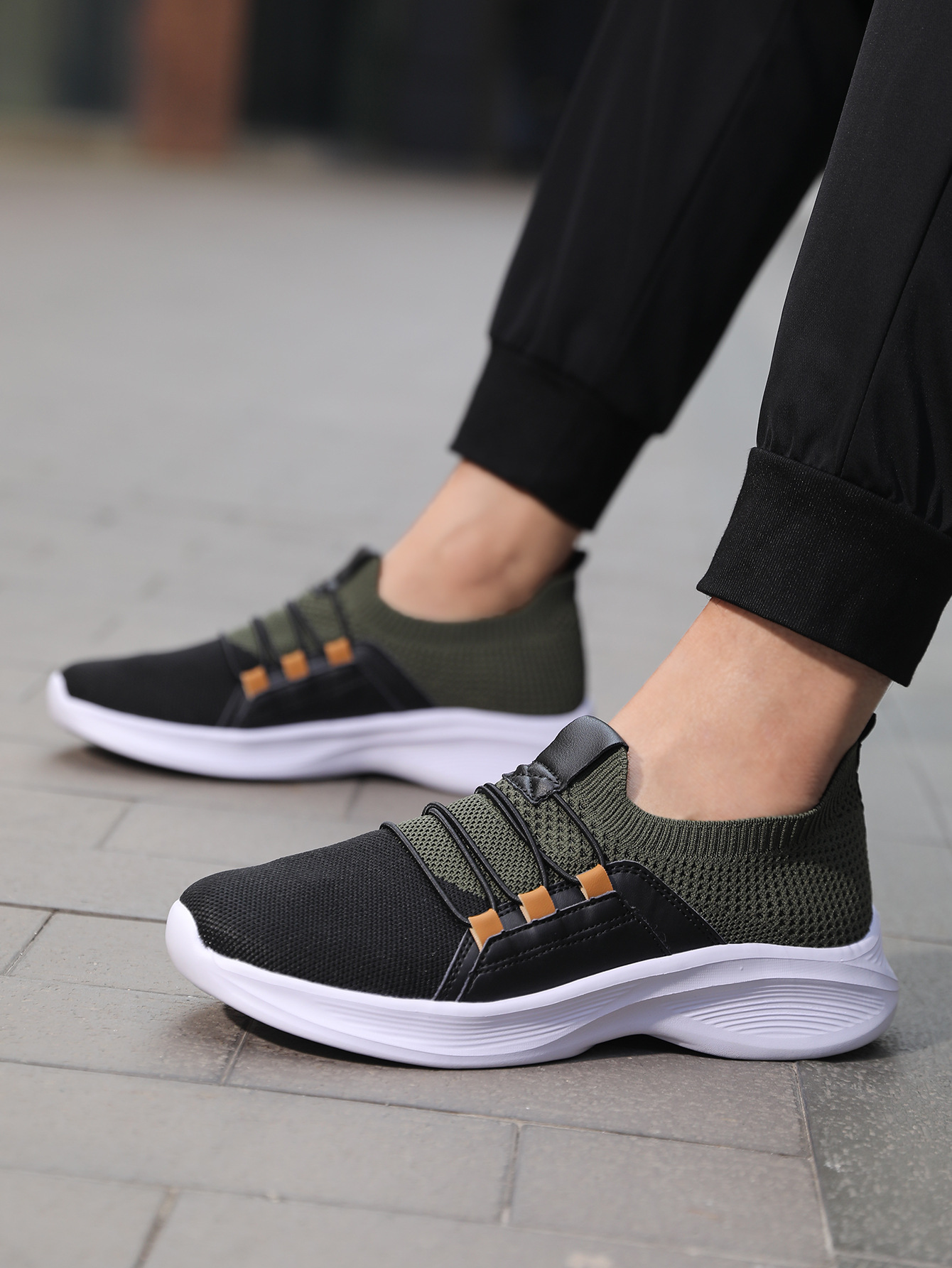Mesh Surface Student Travel Shoes Flyknit Comfortable Lightweight Soft Sole foto 3