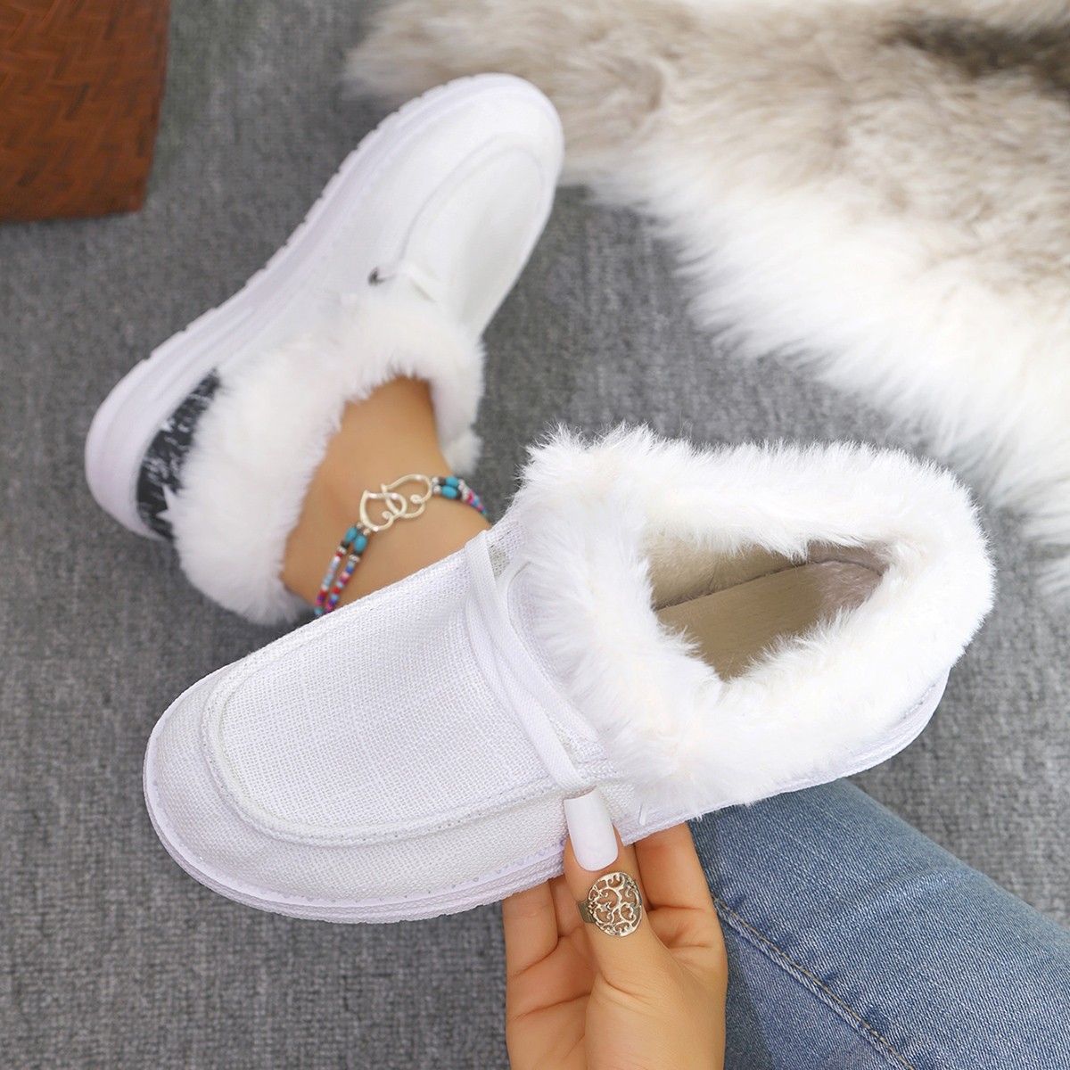Women's Pumps Plus Size Flat Heel Furry Retro Casual Mom Shoes foto 3