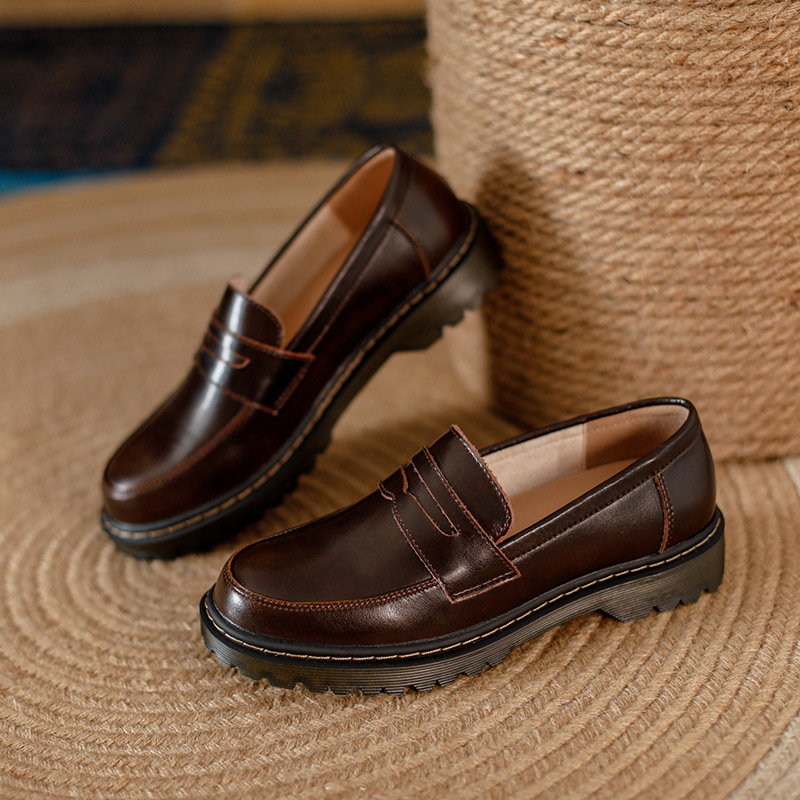 Round Head Thick Low Heel Leather Shoes Women foto 4