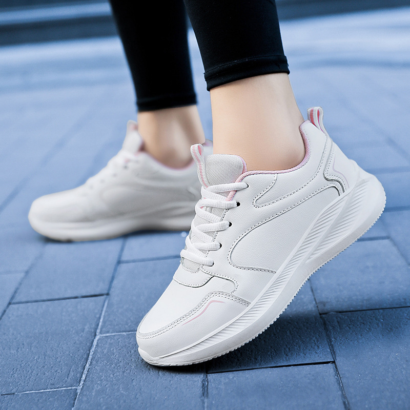 Waterproof Leather Soft Bottom Casual Sneaker Women foto 4